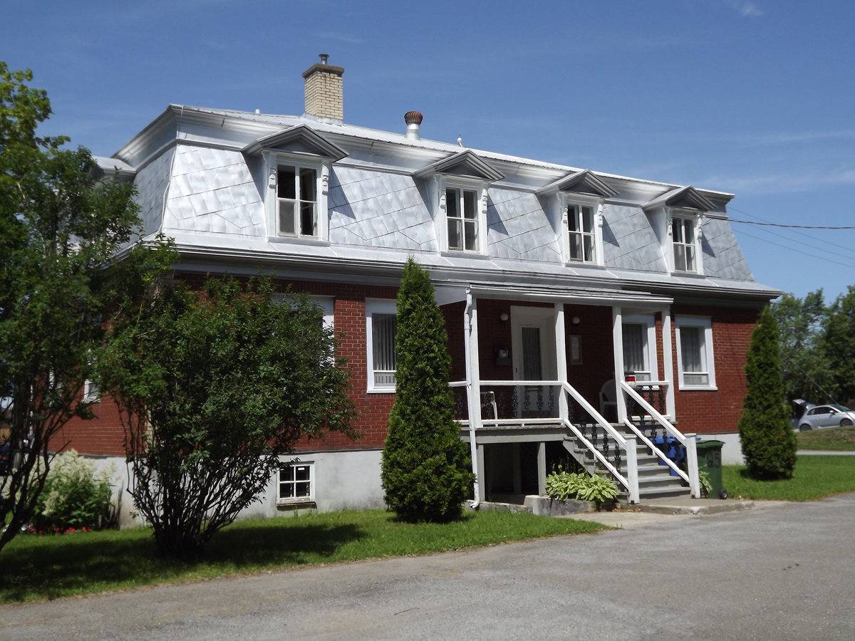 Presbyt&egrave;re de Saint-Anaclet-de-Lessard